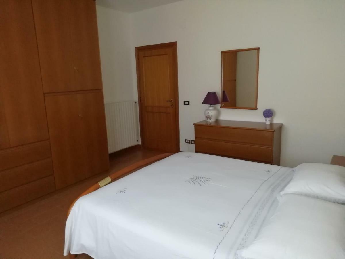 La Lanterna Di Lanfo Apartman Assisi Kültér fotó
