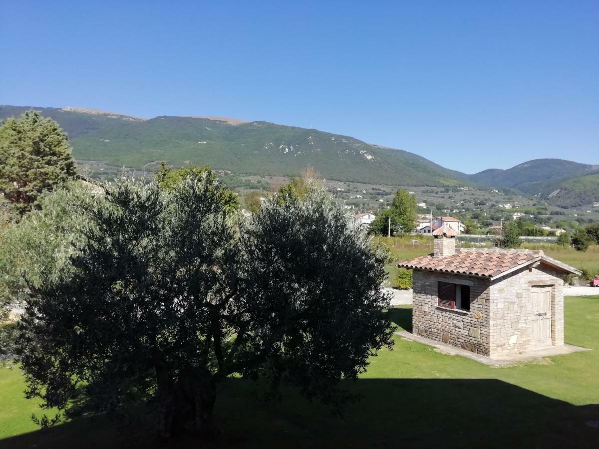 La Lanterna Di Lanfo Apartman Assisi Kültér fotó