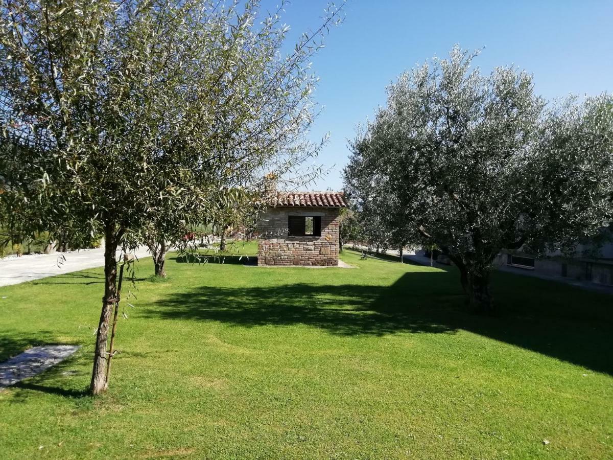 La Lanterna Di Lanfo Apartman Assisi Kültér fotó