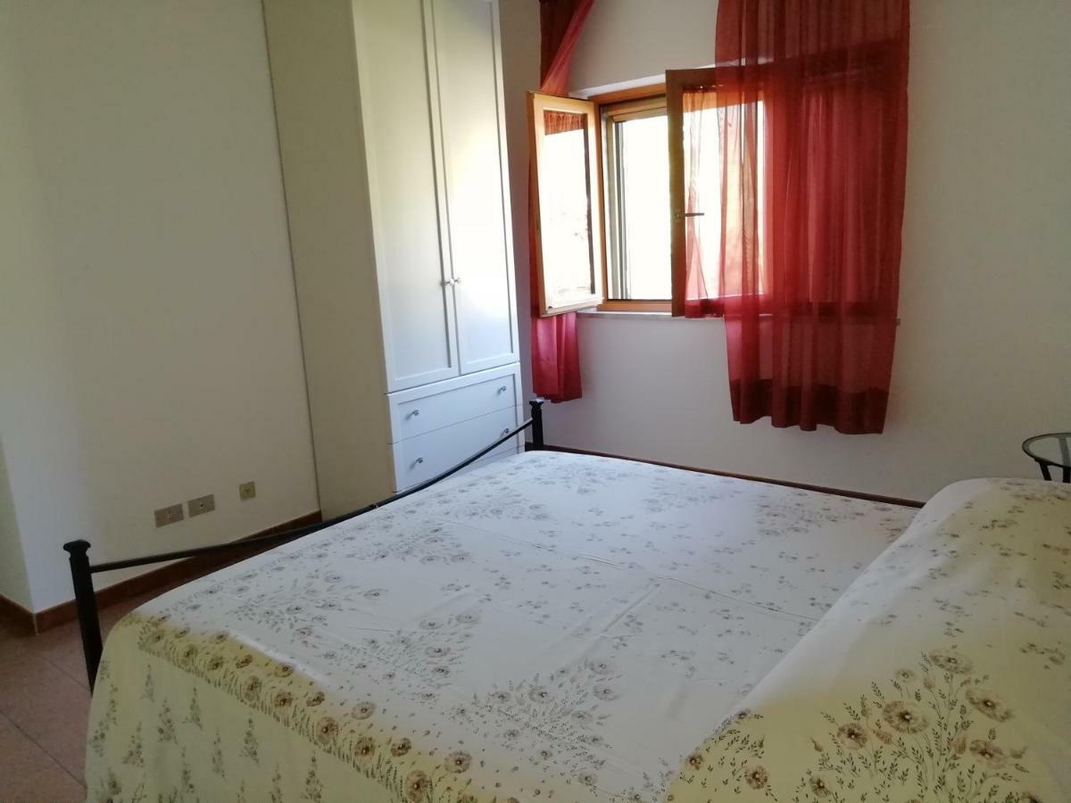 La Lanterna Di Lanfo Apartman Assisi Kültér fotó
